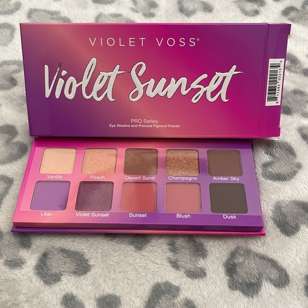NEW Violet Voss Violet Sunset 10 color eye shadow and pressed pigment palette.